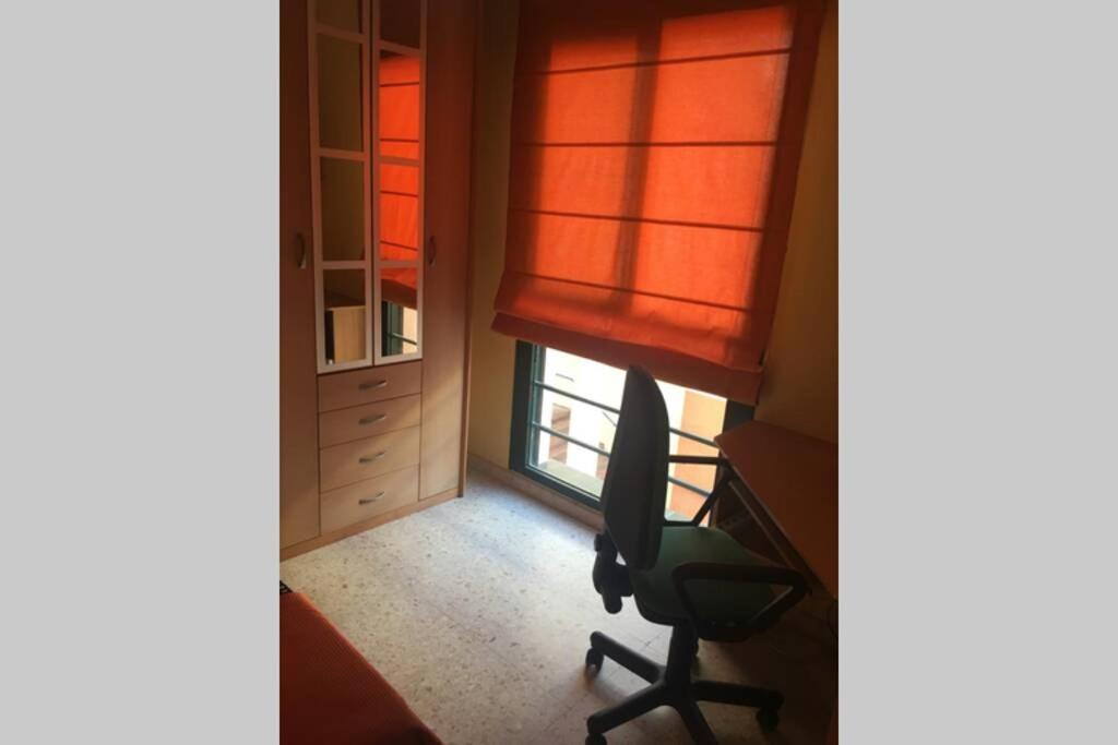 Confortable-Tranquilo Apartamento Junto Al Centro Málaga Exterior foto